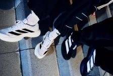 アディダス｜adidas 公式オンラインショップ