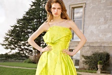 NET-A-PORTER【海外ストア】