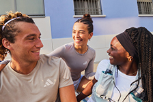 アディダス｜adidas 公式オンラインショップ