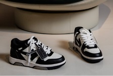 Off-Whiteはリーベイツ経由でお得にお買い物 Off-White